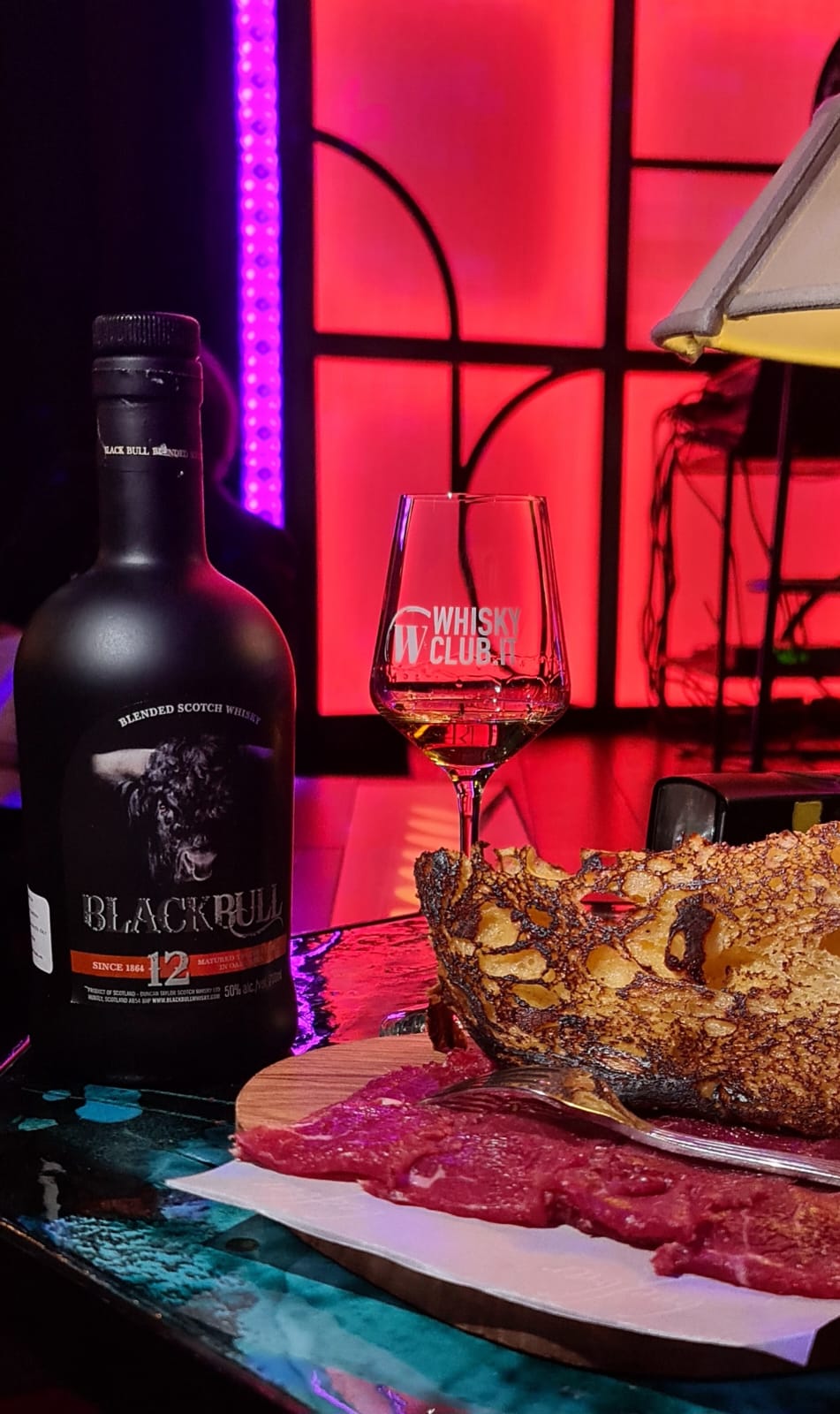 BURNS NIGHT A MILANO